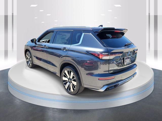 new 2025 Mitsubishi Outlander car, priced at $44,130
