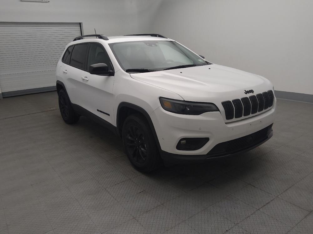used 2023 Jeep Cherokee car, priced at $21,095
