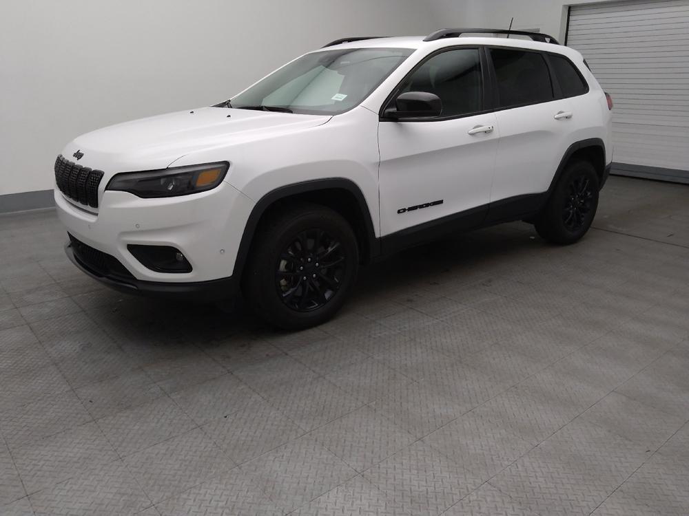 used 2023 Jeep Cherokee car, priced at $22,295