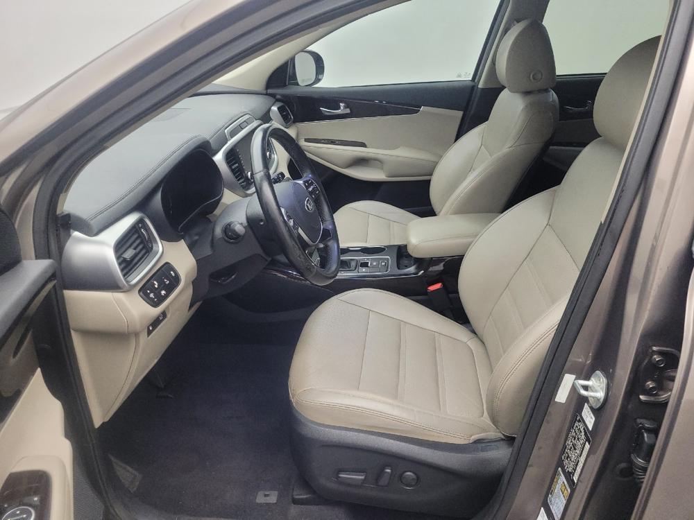 used 2019 Kia Sorento car, priced at $19,695
