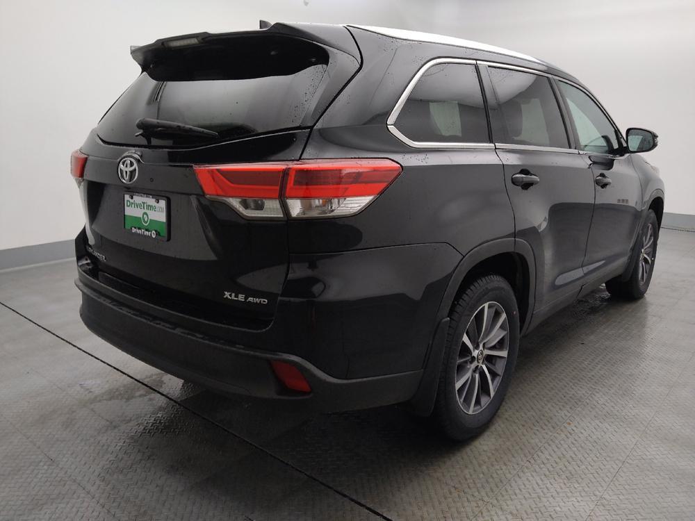 used 2019 Toyota Highlander car, priced at $23,795