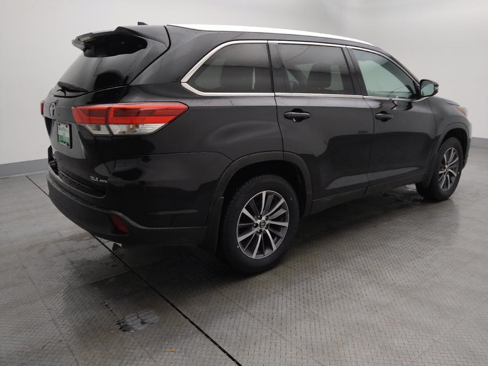 used 2019 Toyota Highlander car, priced at $23,795