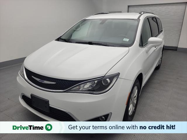 used 2019 Chrysler Pacifica car, priced at $15,595