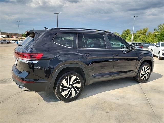 new 2024 Volkswagen Atlas car, priced at $40,041