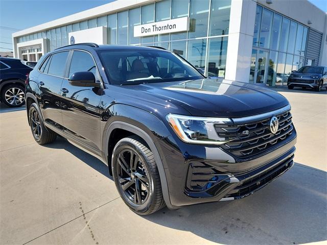 new 2026 Volkswagen Atlas Cross Sport car, priced at $53,054
