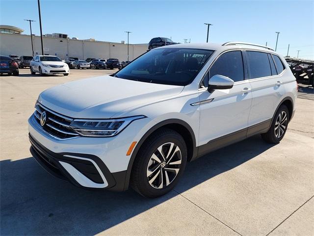 new 2024 Volkswagen Tiguan car, priced at $26,034