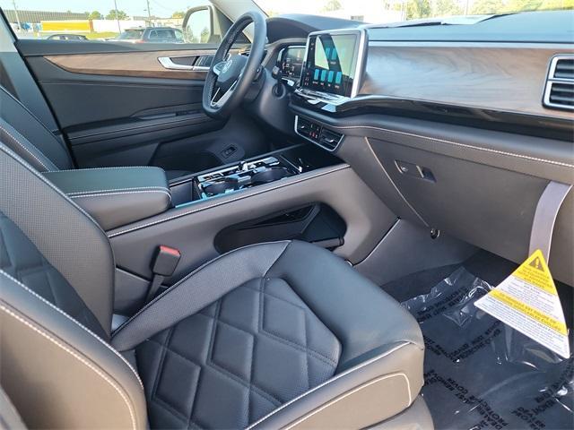 new 2026 Volkswagen Atlas car, priced at $46,261
