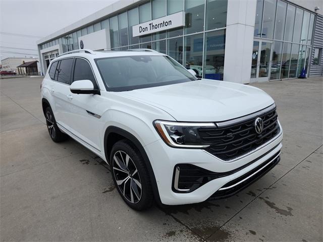new 2025 Volkswagen Atlas car, priced at $51,446