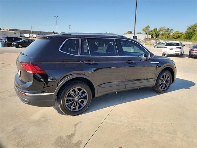 new 2024 Volkswagen Tiguan car, priced at $29,060