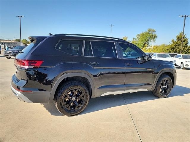 new 2025 Volkswagen Atlas car, priced at $46,002