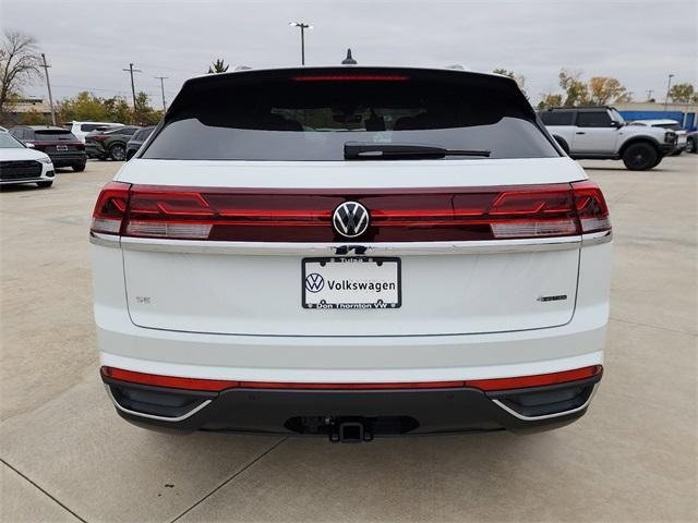 new 2025 Volkswagen Atlas Cross Sport car, priced at $44,103