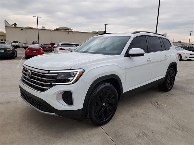 new 2025 Volkswagen Atlas car, priced at $45,073