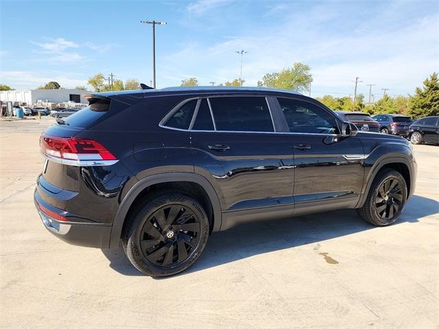 new 2025 Volkswagen Atlas Cross Sport car, priced at $42,264