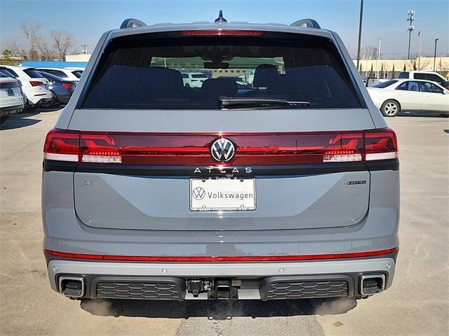 new 2025 Volkswagen Atlas car, priced at $45,841