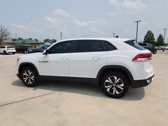 new 2024 Volkswagen Atlas Cross Sport car, priced at $33,609