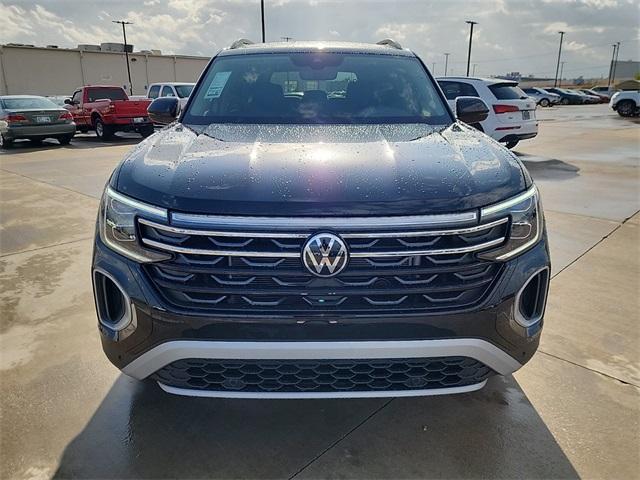 new 2025 Volkswagen Atlas car, priced at $45,404