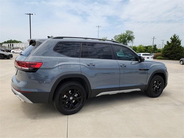 new 2024 Volkswagen Atlas car, priced at $45,002