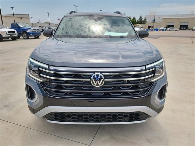 new 2024 Volkswagen Atlas car, priced at $45,002