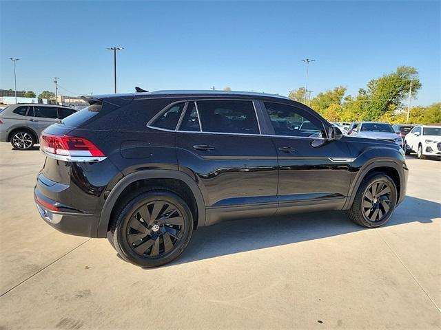 new 2025 Volkswagen Atlas Cross Sport car, priced at $42,264