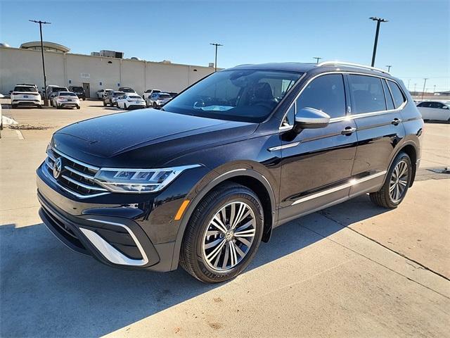 new 2024 Volkswagen Tiguan car, priced at $30,900