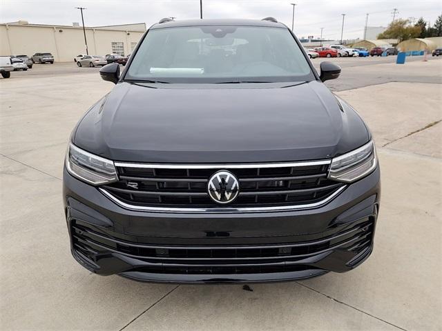 new 2024 Volkswagen Tiguan car, priced at $31,964