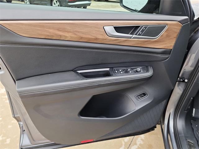 used 2024 Volkswagen Atlas car, priced at $29,089