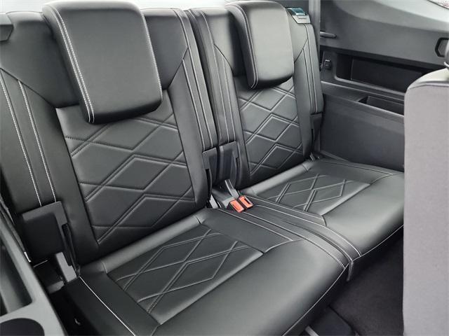 used 2024 Volkswagen Atlas car, priced at $29,089