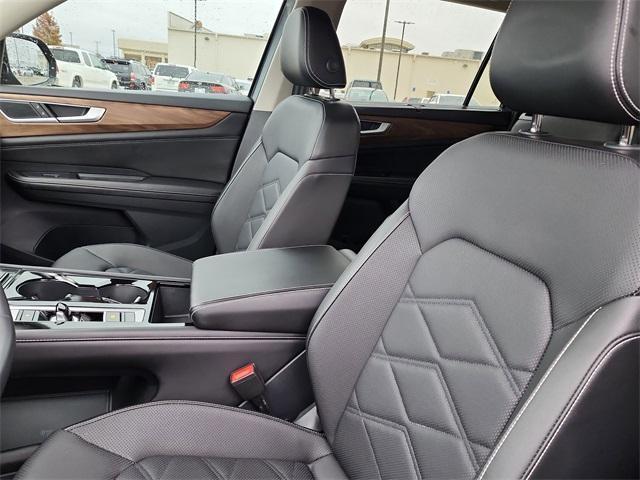 used 2024 Volkswagen Atlas car, priced at $29,089