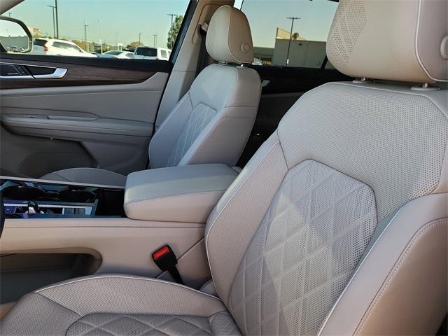 used 2025 Volkswagen Atlas car, priced at $47,554