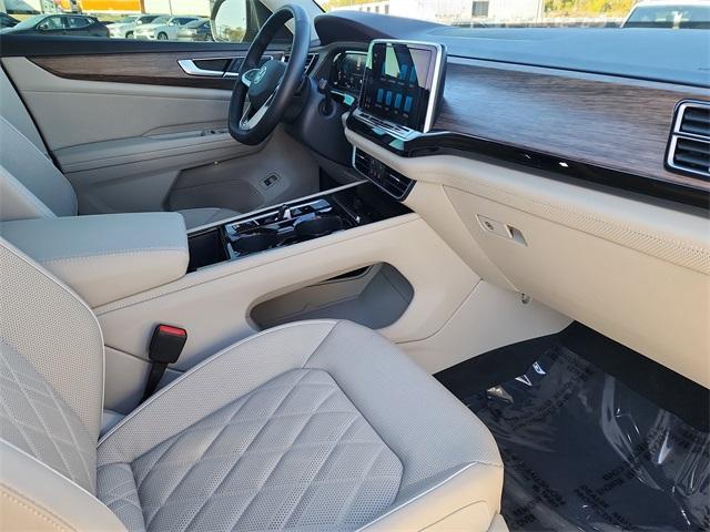 used 2025 Volkswagen Atlas car, priced at $47,554