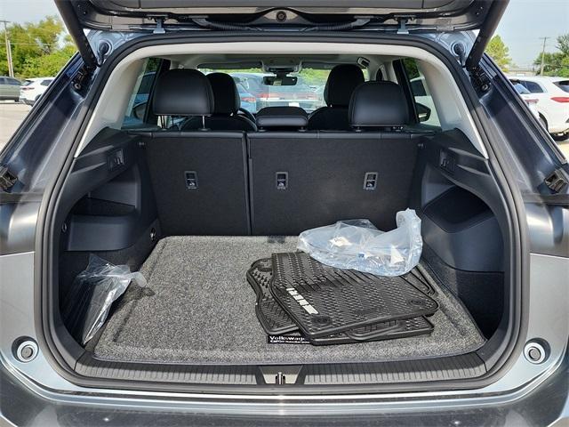 new 2025 Volkswagen Tiguan car, priced at $34,270