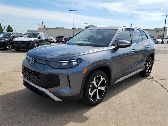 new 2025 Volkswagen Tiguan car, priced at $34,270