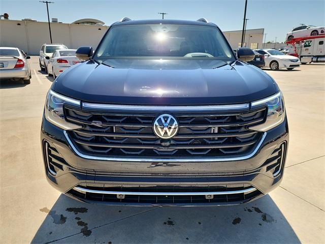 new 2025 Volkswagen Atlas car, priced at $52,911
