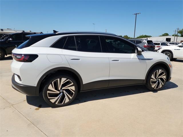 new 2025 Volkswagen ID.4 car, priced at $57,964
