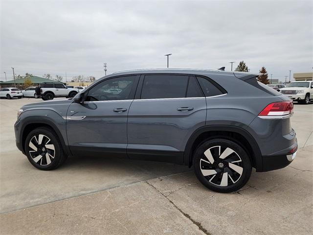 new 2024 Volkswagen Atlas Cross Sport car, priced at $38,176