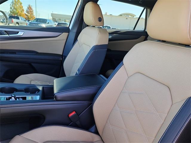 new 2026 Volkswagen Atlas Cross Sport car, priced at $37,367