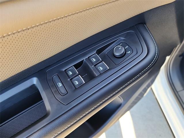 new 2026 Volkswagen Atlas Cross Sport car, priced at $37,367