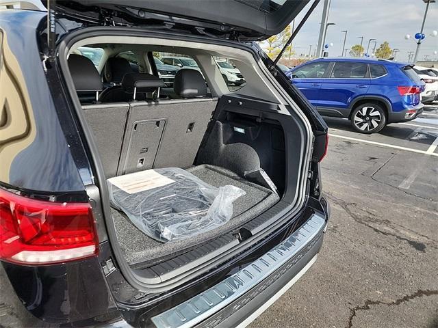 new 2024 Volkswagen Taos car, priced at $29,987