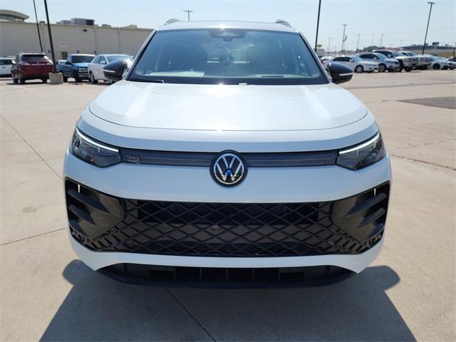 new 2025 Volkswagen Tiguan car, priced at $36,735