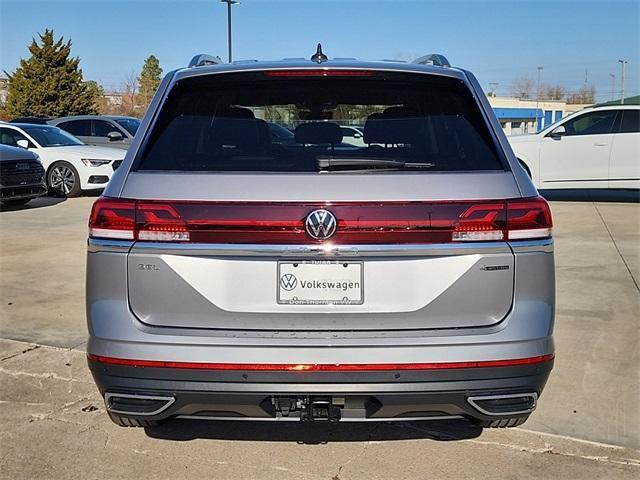 new 2025 Volkswagen Atlas car, priced at $47,072