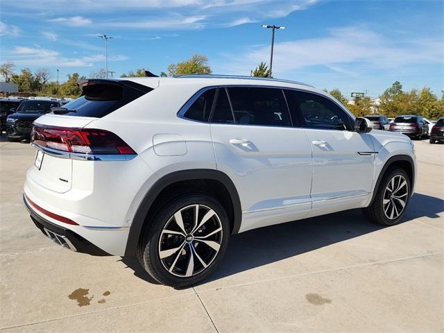 new 2025 Volkswagen Atlas Cross Sport car, priced at $53,571