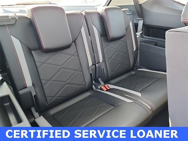 new 2025 Volkswagen Atlas car, priced at $43,341