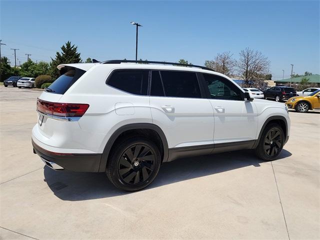 new 2024 Volkswagen Atlas car, priced at $41,478