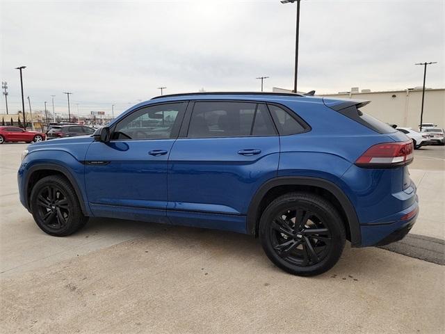 new 2025 Volkswagen Atlas Cross Sport car, priced at $48,307