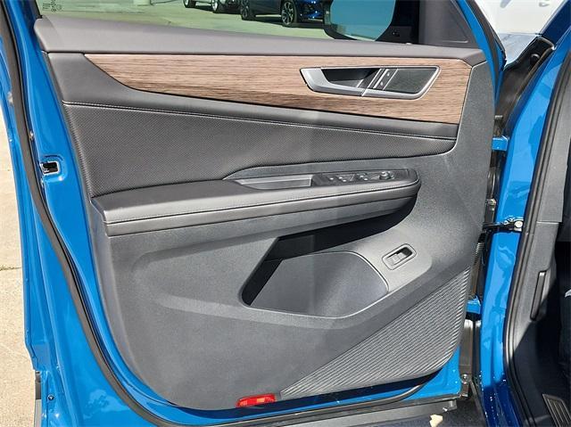 new 2025 Volkswagen Atlas car, priced at $47,170
