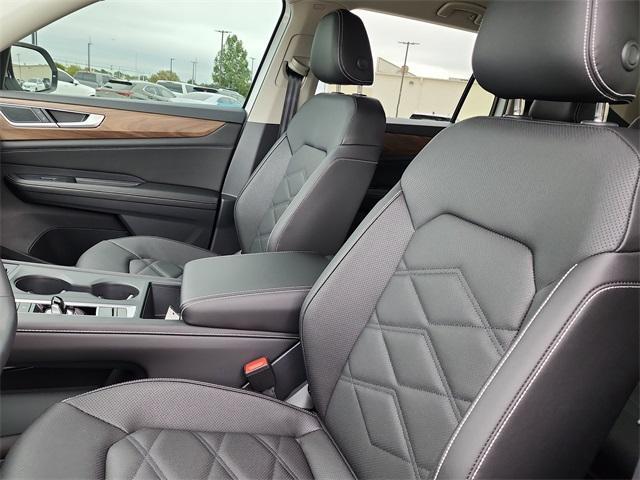 new 2026 Volkswagen Atlas car, priced at $42,741