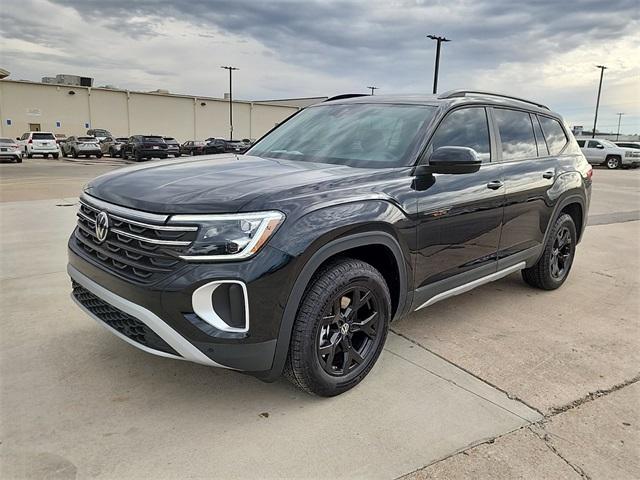 new 2025 Volkswagen Atlas car, priced at $45,404