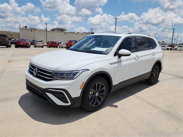 new 2024 Volkswagen Tiguan car, priced at $31,697