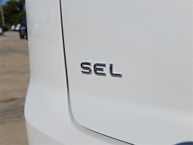 new 2026 Volkswagen Atlas Cross Sport car, priced at $51,376