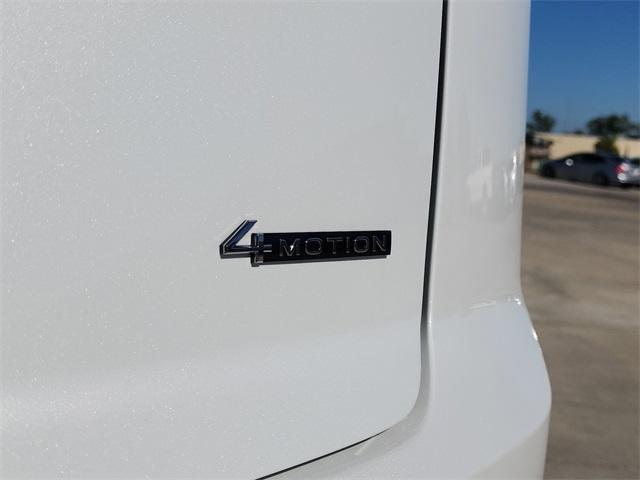 new 2026 Volkswagen Atlas Cross Sport car, priced at $51,376